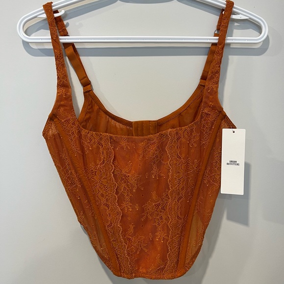 UO Lace Corset - Picture 1 of 3